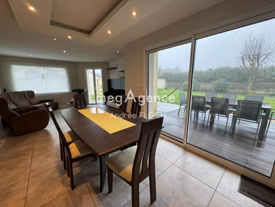 Maison contemporaine en plein centre de Plouzané - Photo 4