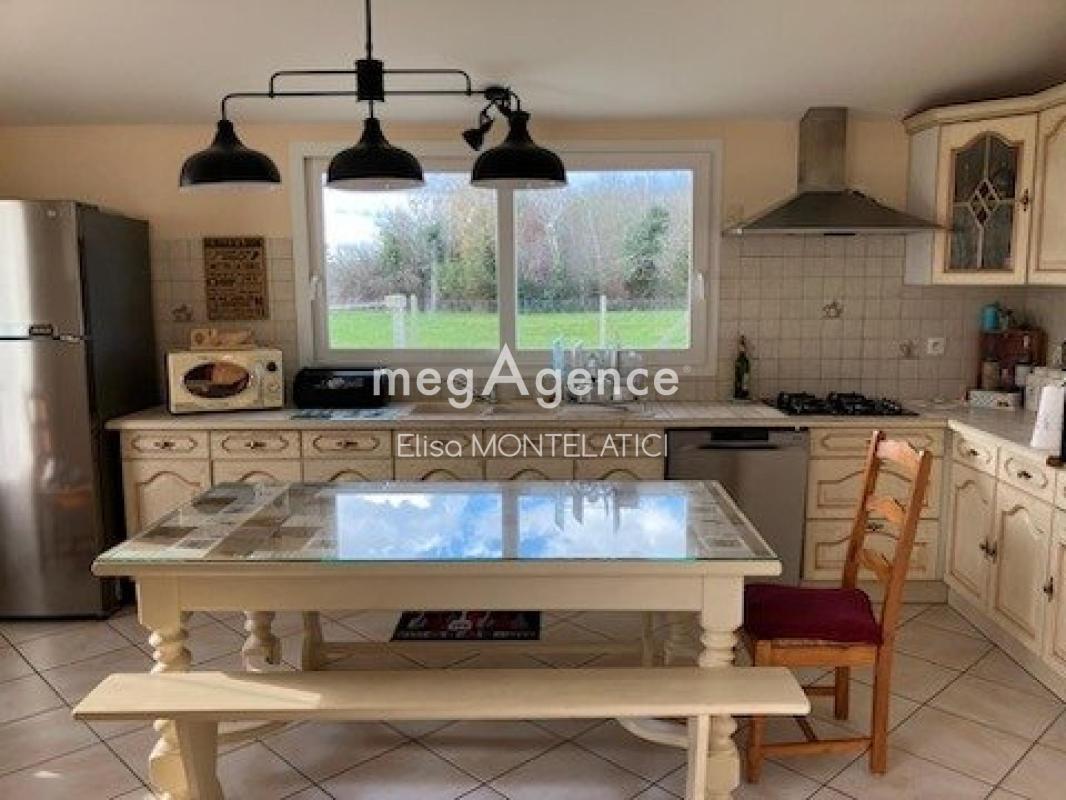 Maison plain pieds de 96m2 à Coutras - Photo 2