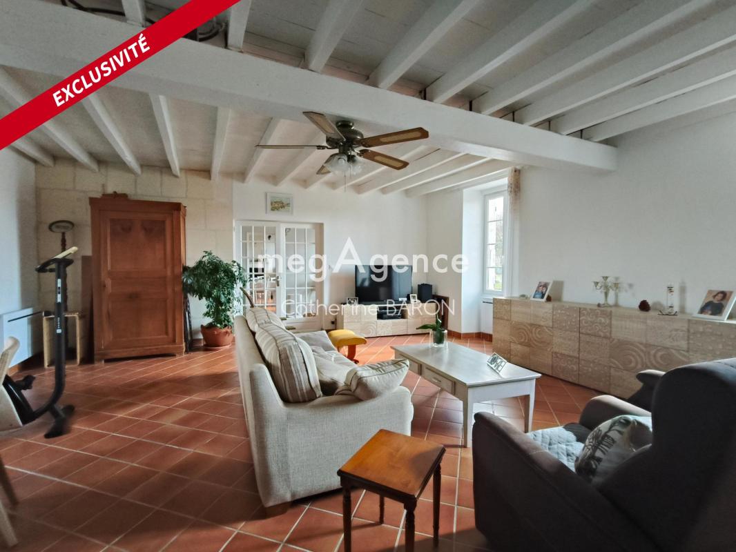 Maison en pierre 190m2 - 3 chambres - bureau - Jardin - Photo 3