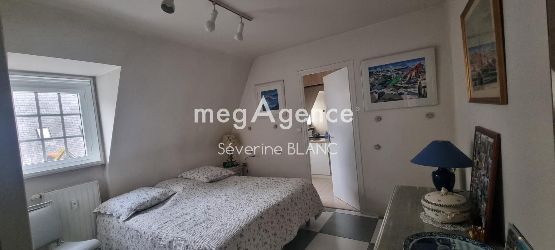 A vendre Saint-Malo Intra-muros, vue mer, beau duplex type 4 pièces, cave - Photo 4