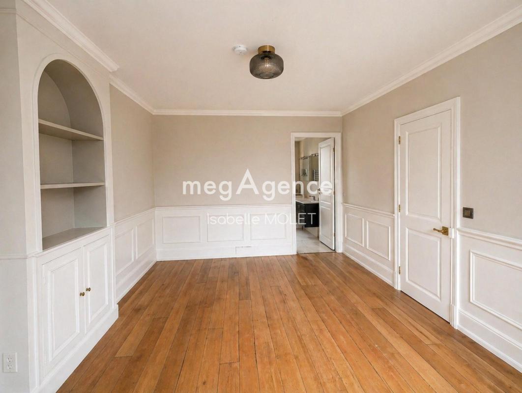 Magnifique maison de caractère de 10 pièces 223 M² - Photo 2
