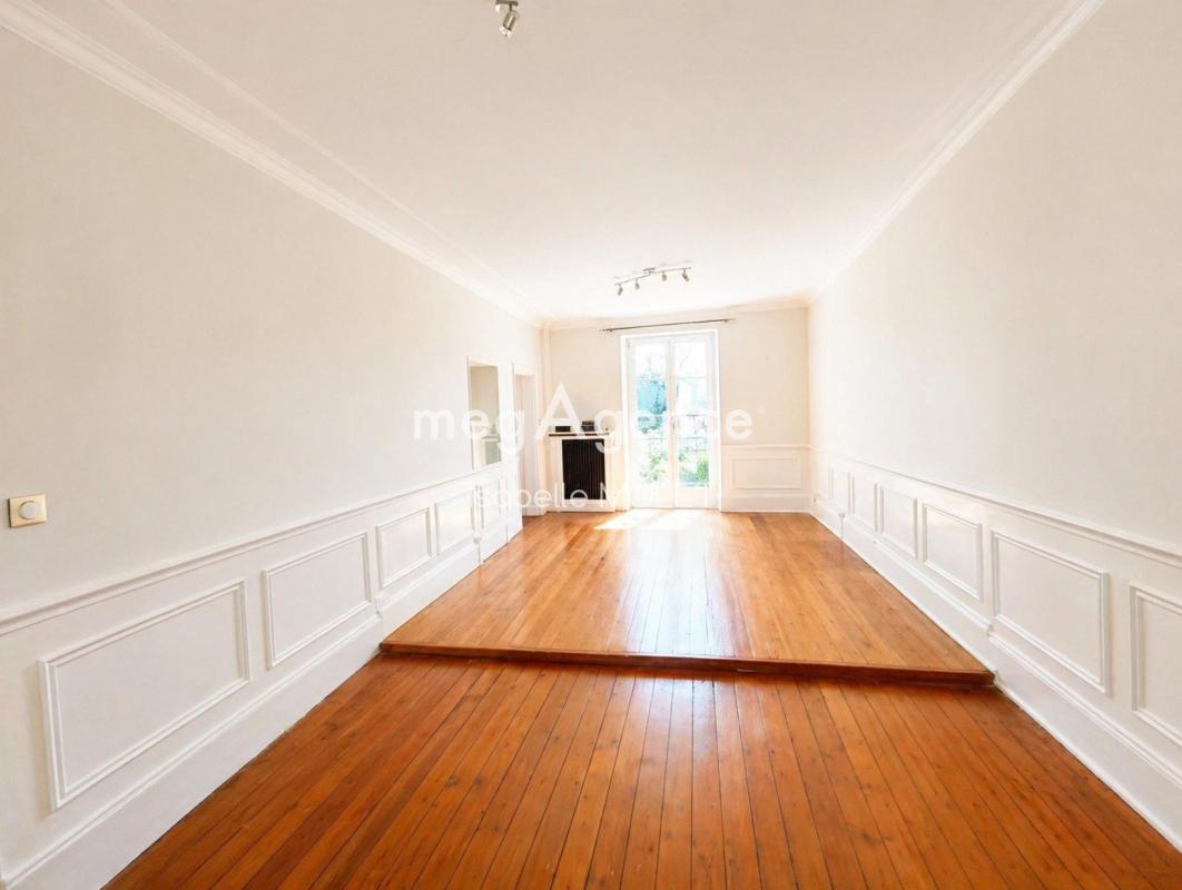 Magnifique maison de caractère de 10 pièces 223 M² - Photo 4