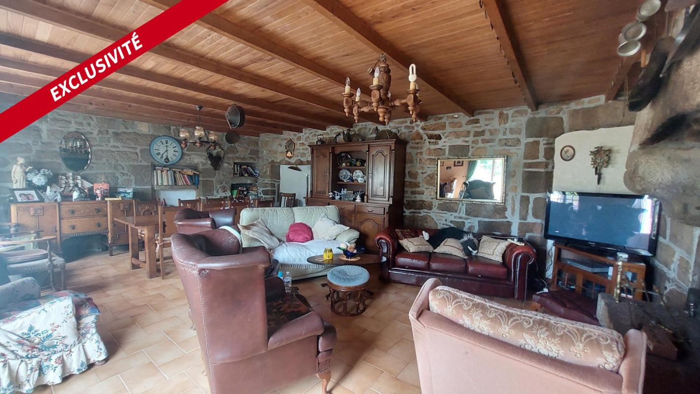 Maison de charme à la campagne - Plus de 15000m² de terrain - Photo 4
