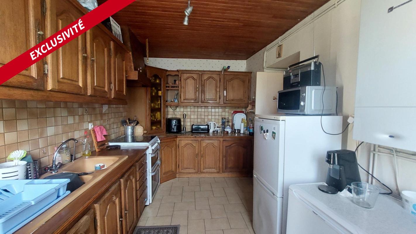 Maison de charme à la campagne - Plus de 15000m² de terrain - Photo 5