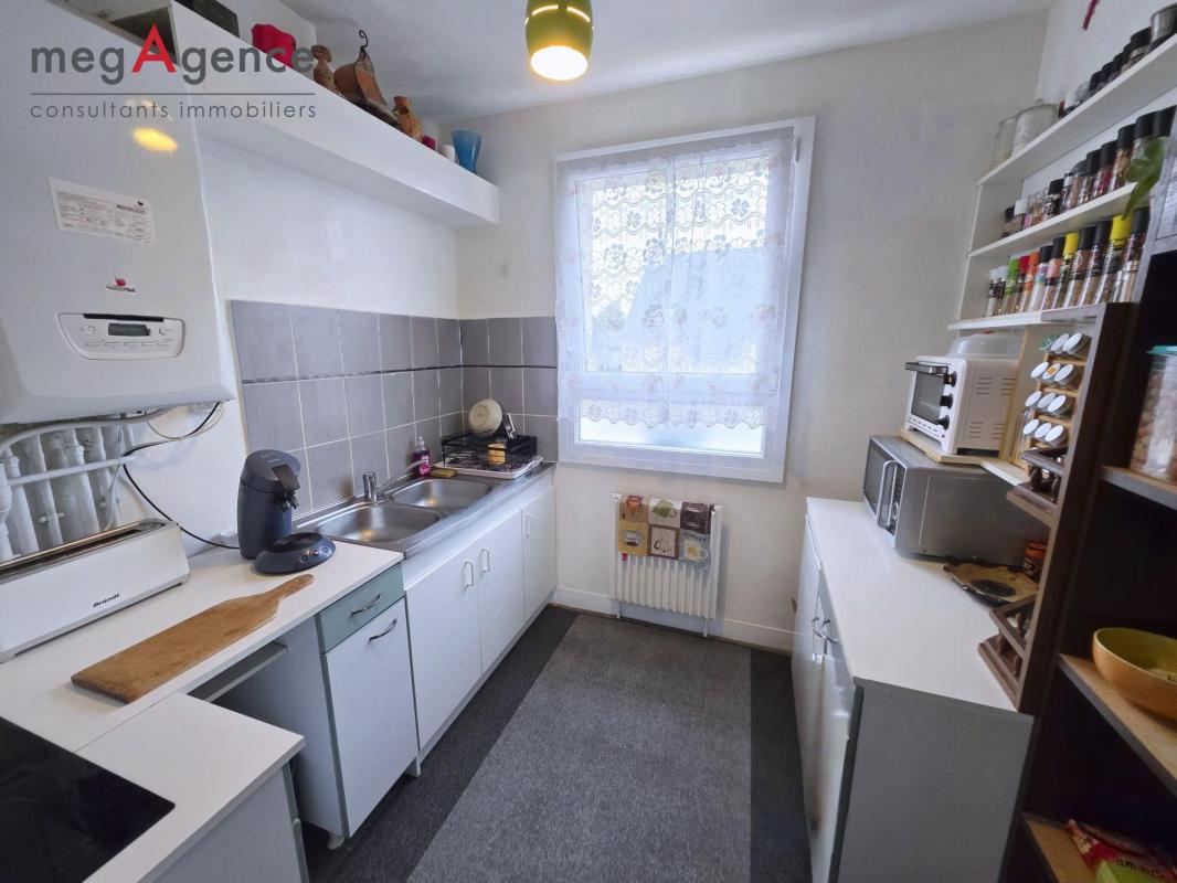 CAEN RIVE DROITE – F2 34 m² – INVESTISSEMENT LOCATIF – BALCON – PARKING - Photo 3