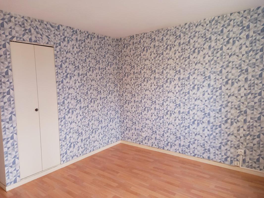 Maison Centre Bourg - La Milesse - Photo 3