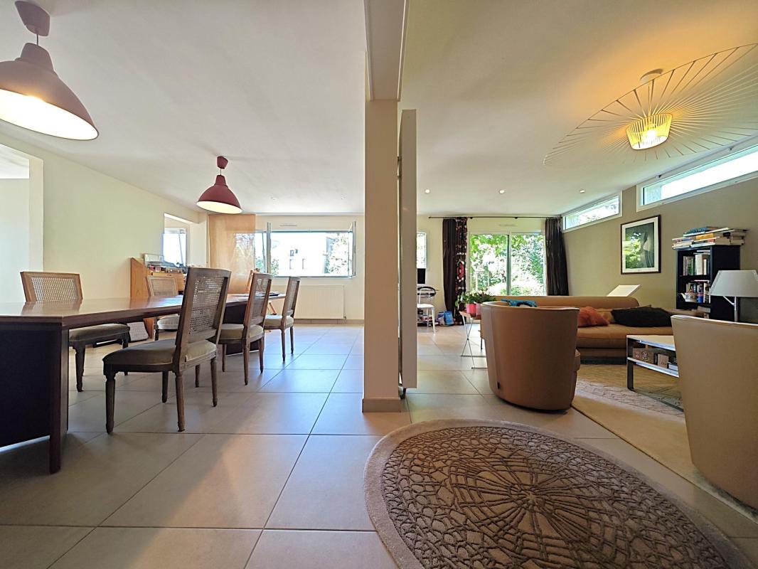 Maison hyper centre 360 m² avec jardin - Photo 3