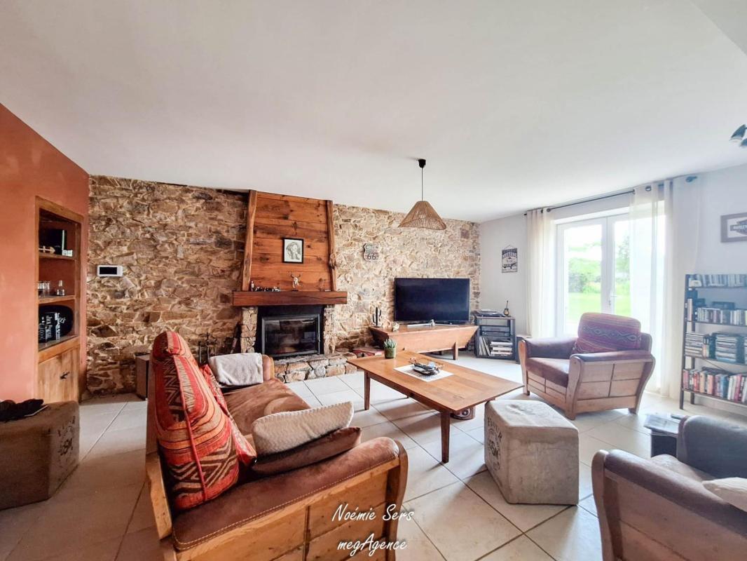 Maison 190 m², 4 chambres, 350 m² dépendances - Photo 2