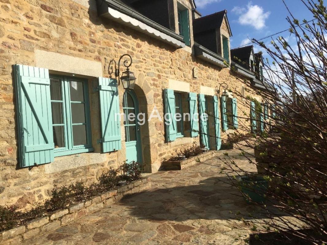 Longère rénovée – 190 m² – vie de plain-pied – dépendance – - Photo 2