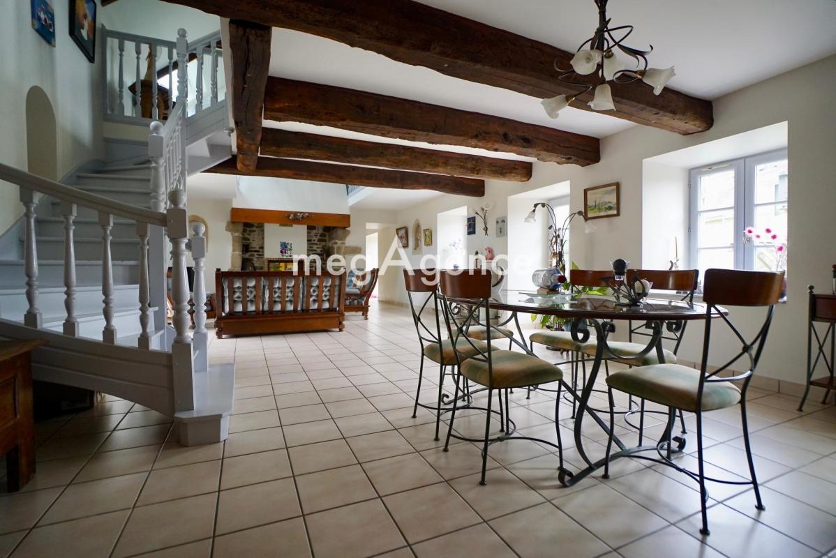 Longère rénovée – 190 m² – vie de plain-pied – dépendance – - Photo 5