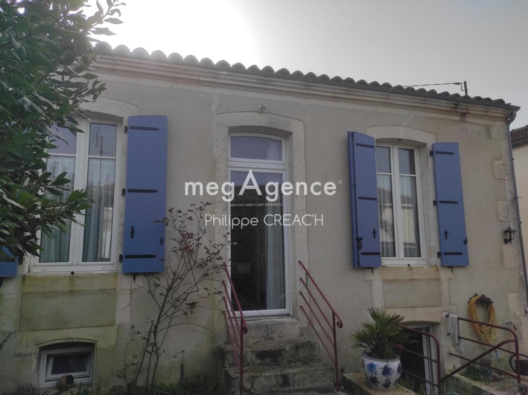 Maison à vendre, 2 pièces, 62 m², Saint Jean D Angely