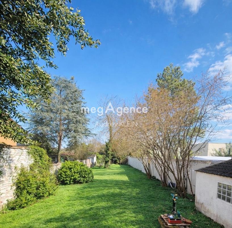 Belle maison familiale avec grand terrain et sous-sol total – Sens (1h de Paris) - Photo 2
