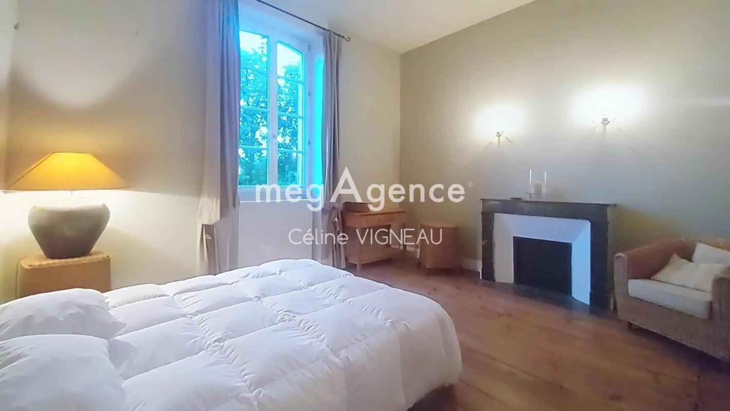 Maison de maître avec grande dépendance sur 5 hectares - Photo 3