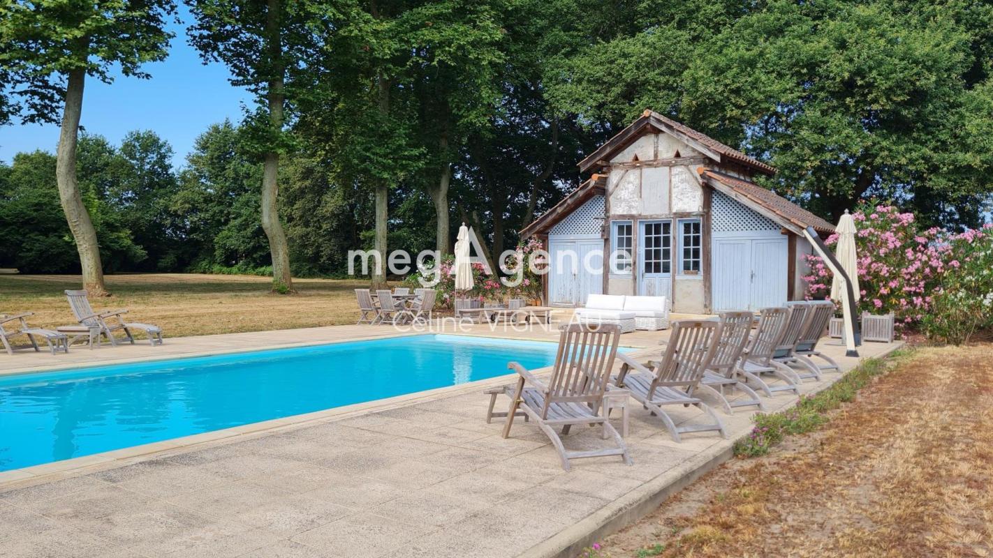 Maison de maître avec grande dépendance sur 5 hectares - Photo 4