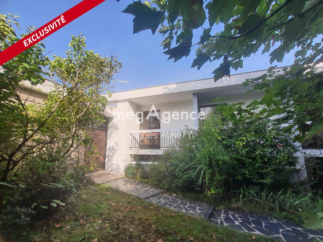 Maison à vendre, 9 pièces, 162 m², Neris Les Bains