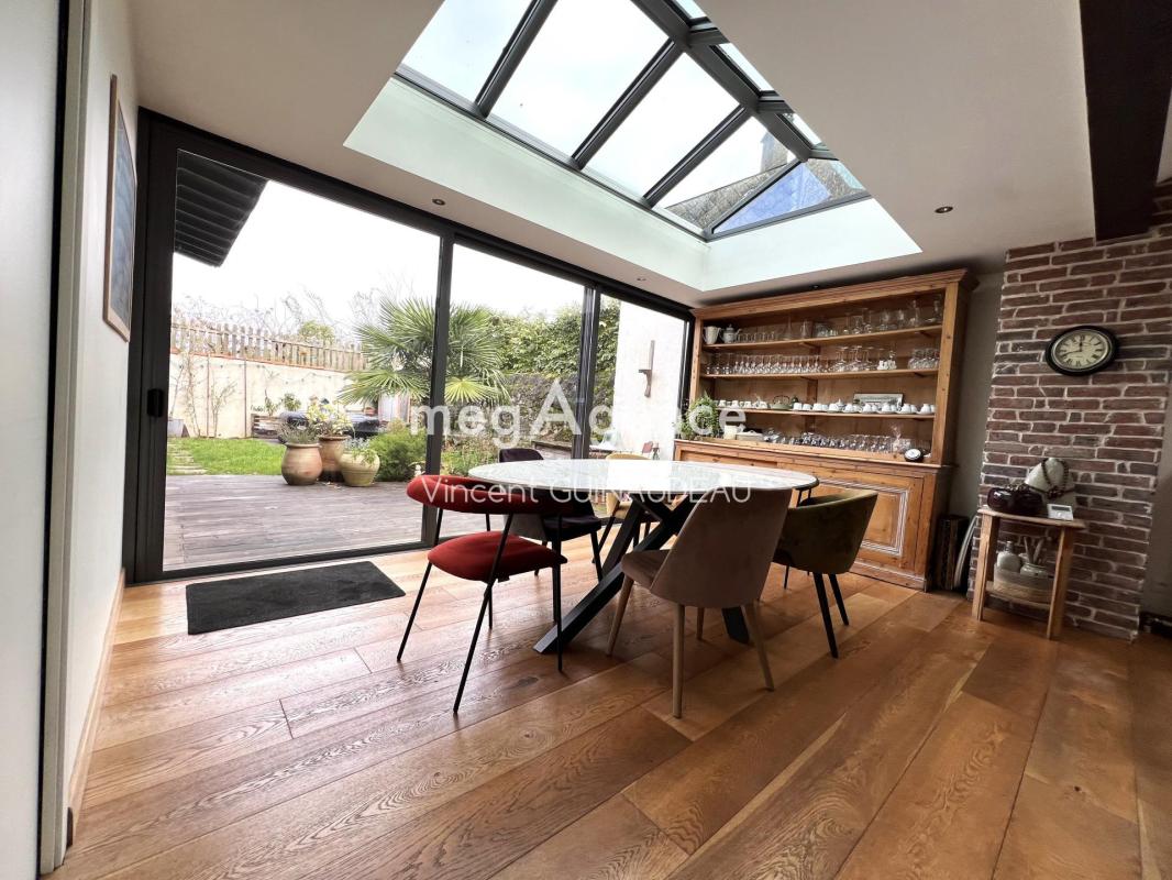 Maison à vendre, 9 pièces, 208 m², Mortagne Sur Sevre