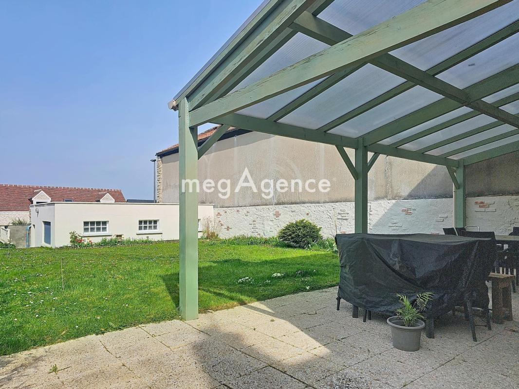 MAISON 128 M² 4 CHAMBRES JARDIN ET GARAGE - Photo 4