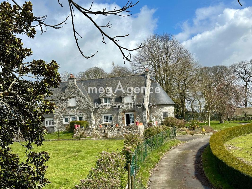 Maison à vendre, 7 pièces, 223 m², Saint Brice En Cogles