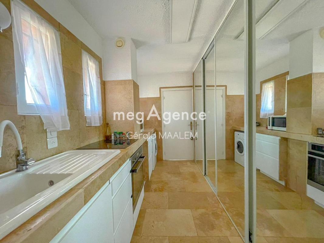 Studio de 24m² avec Place de parking à Saint Tropez - Photo 4
