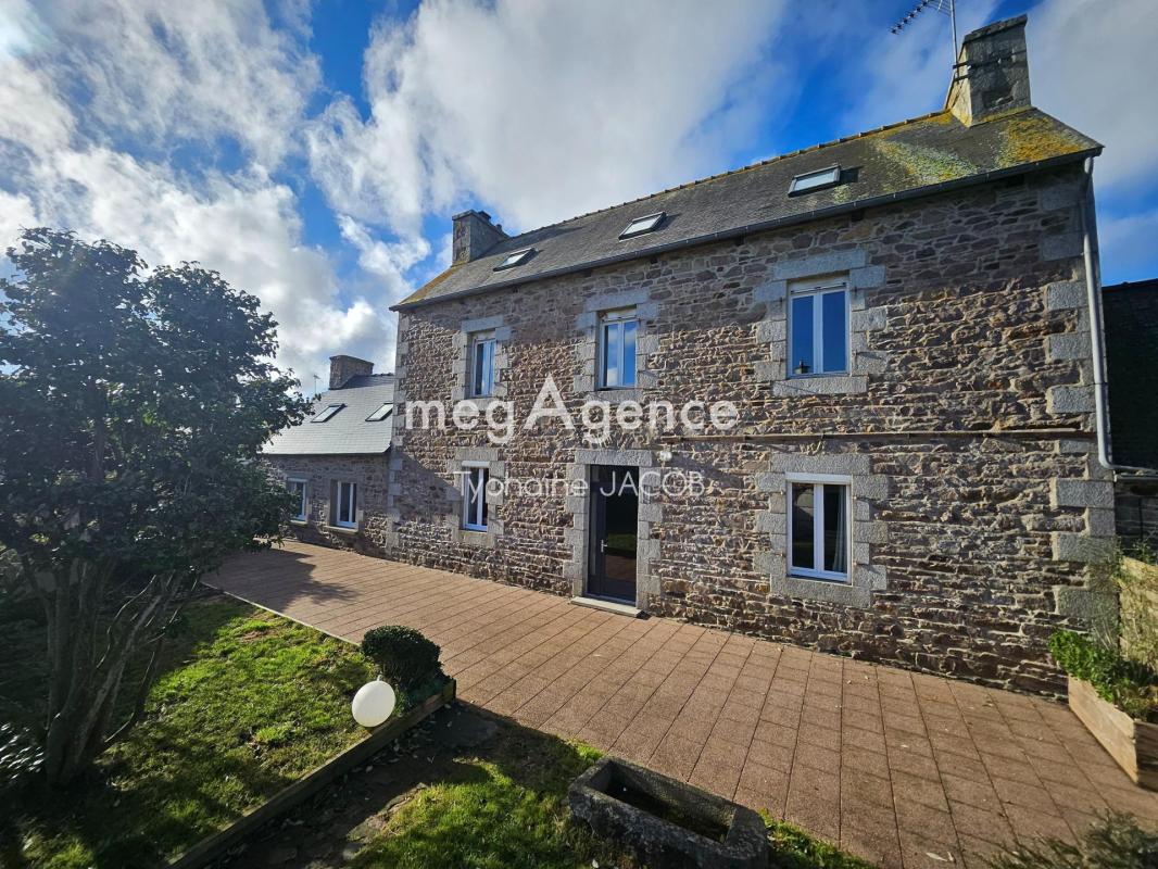 Maison à vendre, 10 pièces, 223 m², Ploezal