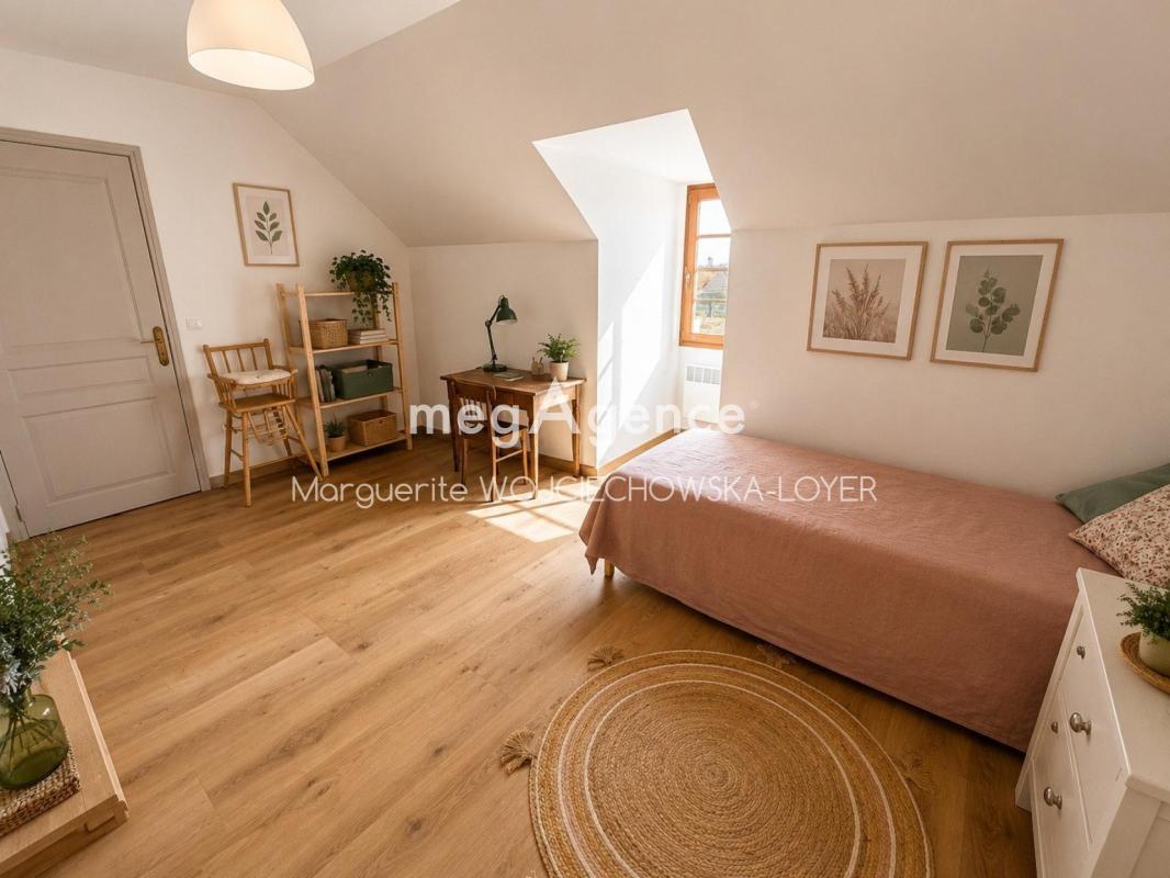 NOUVEAU PRIX – Opportunité à saisir, maison coup de cœur proche Arçonnay - T5 entièrement rénovée - Photo 5