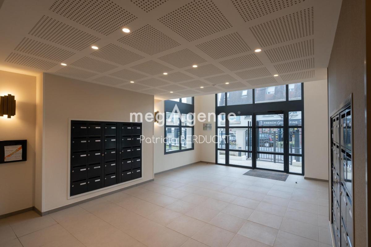 Deux pièces 49m² avec extérieur et parking - Photo 2