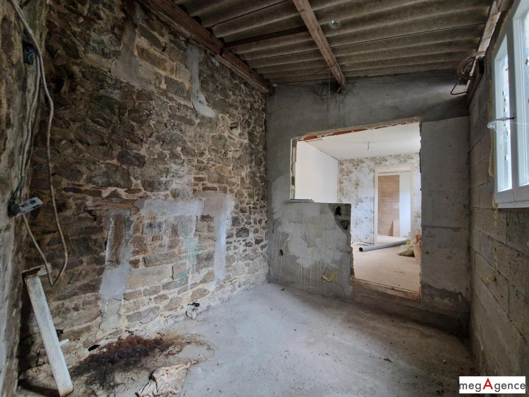 Appartement T2 à rénover au cœur de Lamballe - Photo 3