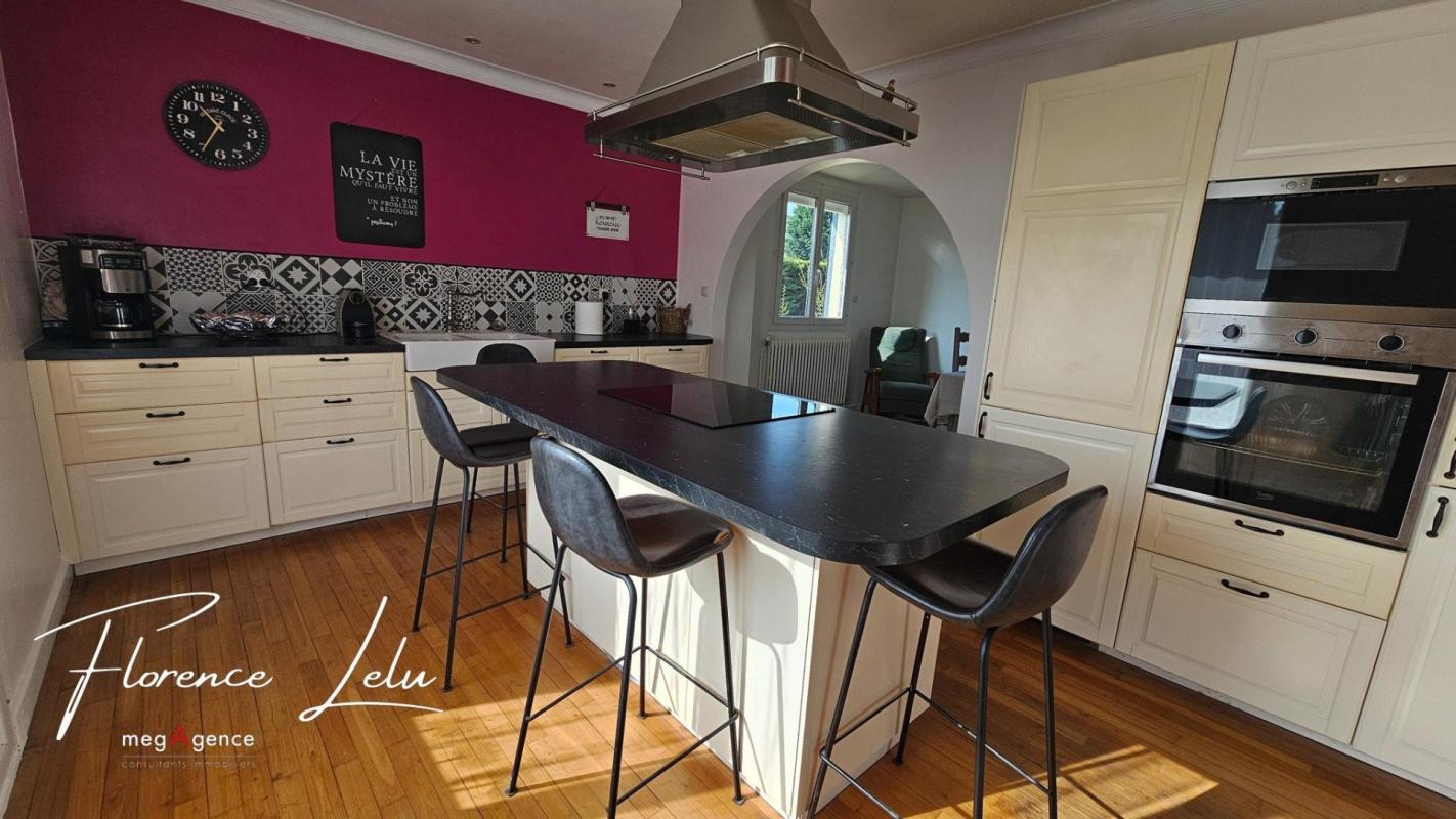 Maison familiale- dépendances - terrain 1 930 m² - Photo 3