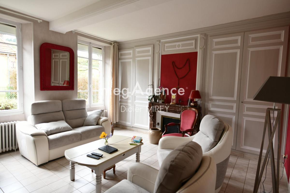 Maison de Maîtres dans son écrin de verdure ! - Photo 3