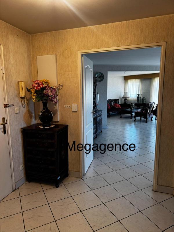 Appartement à vendre, 5 pièces, 110 m², Hyeres