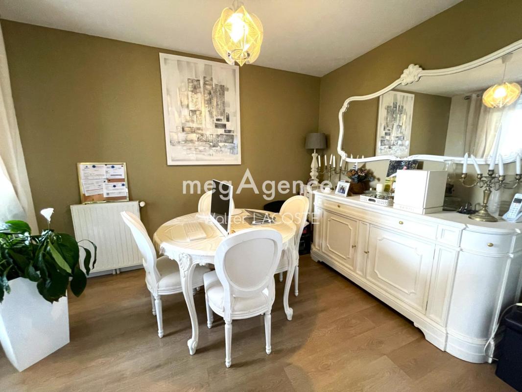 ELANCOURT APPARTEMENT T4 D'ENVIRON 80 M2, 2 PLACES DE PARKING, 1 CAVE - Photo 4