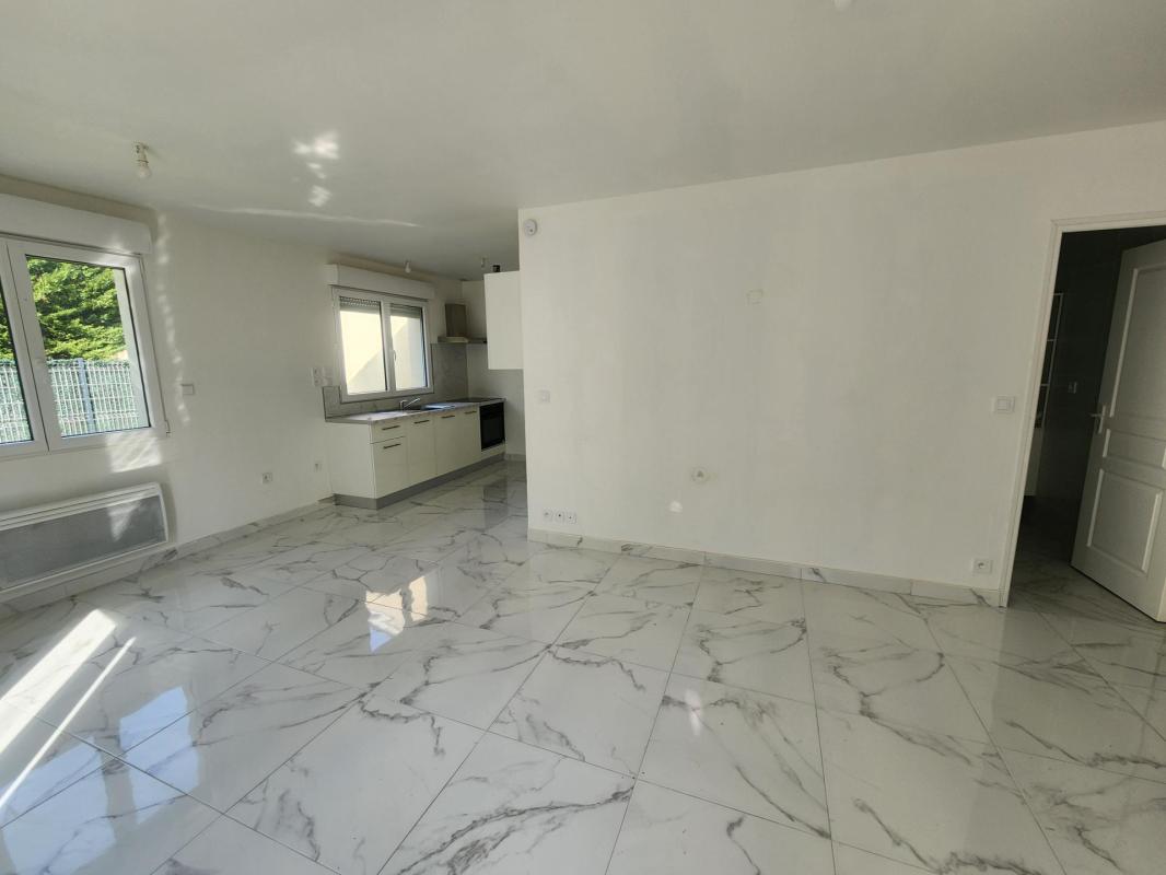 Maison neuve de 70 m² à Saint-André-de-Cubzac (33240) – Proche commerces et écoles - Photo 4