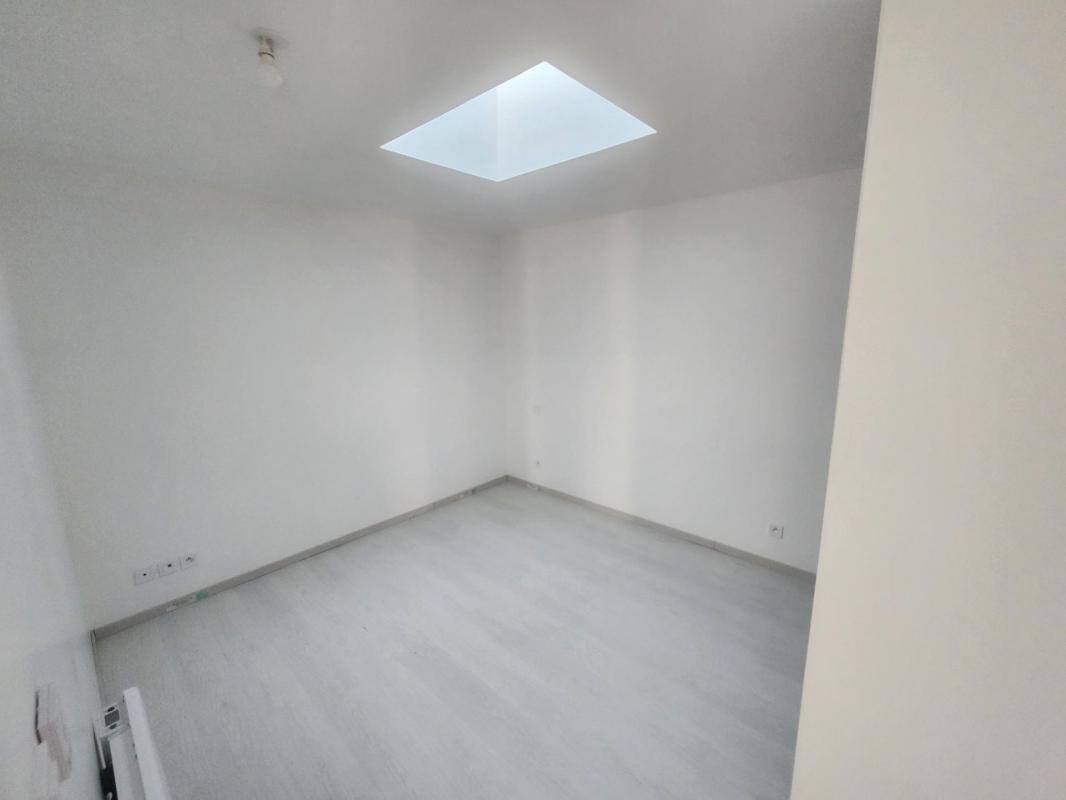 Maison neuve de 70 m² à Saint-André-de-Cubzac (33240) – Proche commerces et écoles - Photo 5