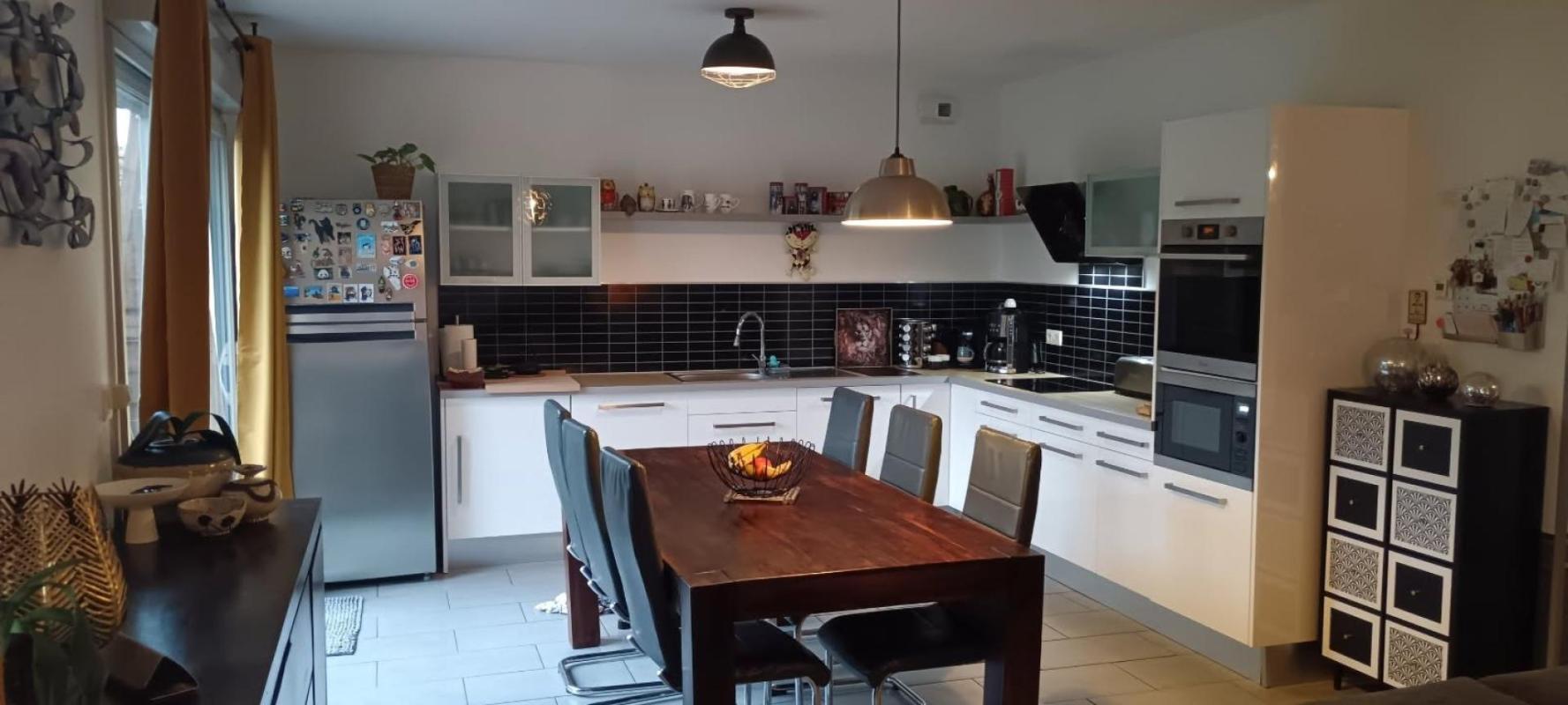 MAISON - Photo 3
