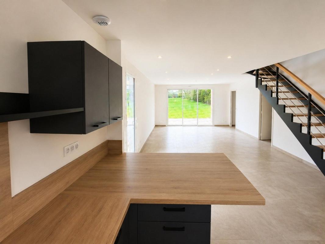 Frais de notaire offerts - Bien rare - Maison neuve contemporaine T4 - Prestations haut de gamme - Clé en main - Photo 3