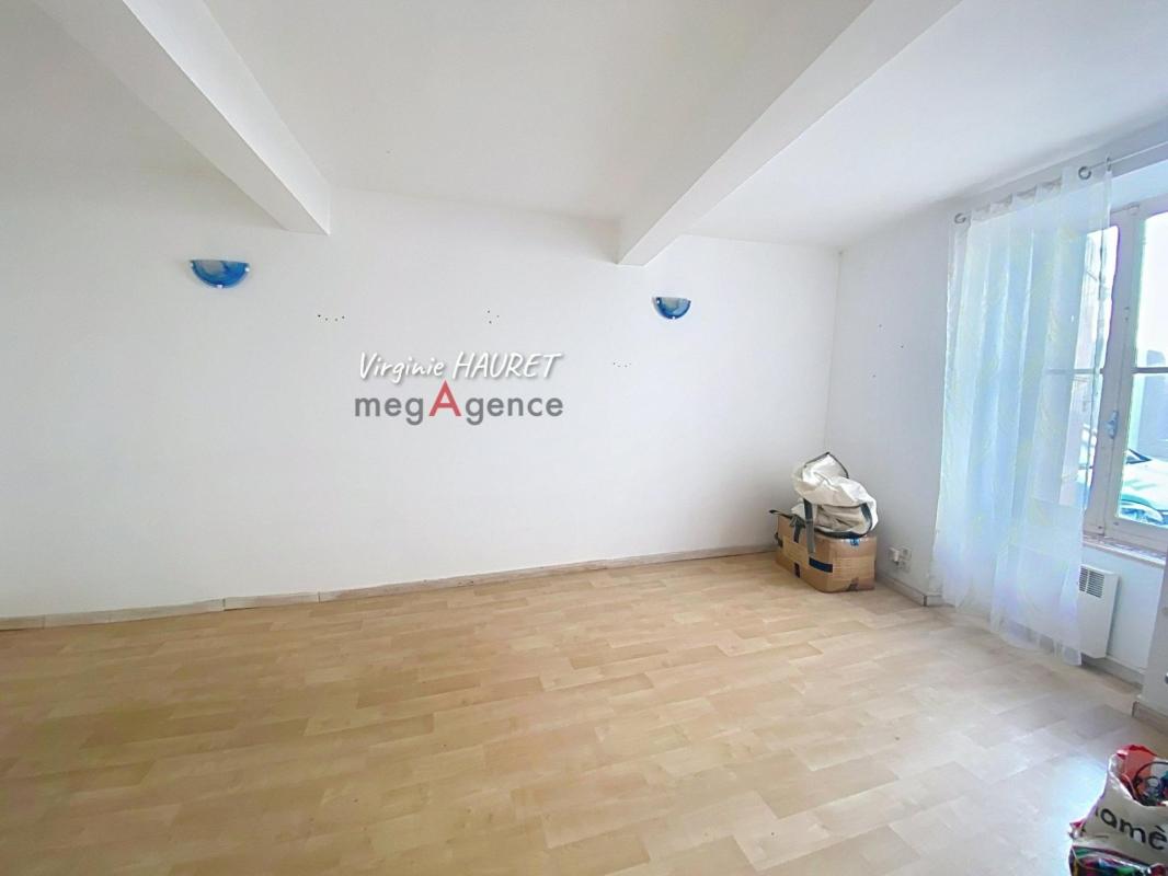 MAISON DE VILLAGE A RENOVER - 80m² - 2 CHAMBRES - CAVE - GRENIER - Photo 3