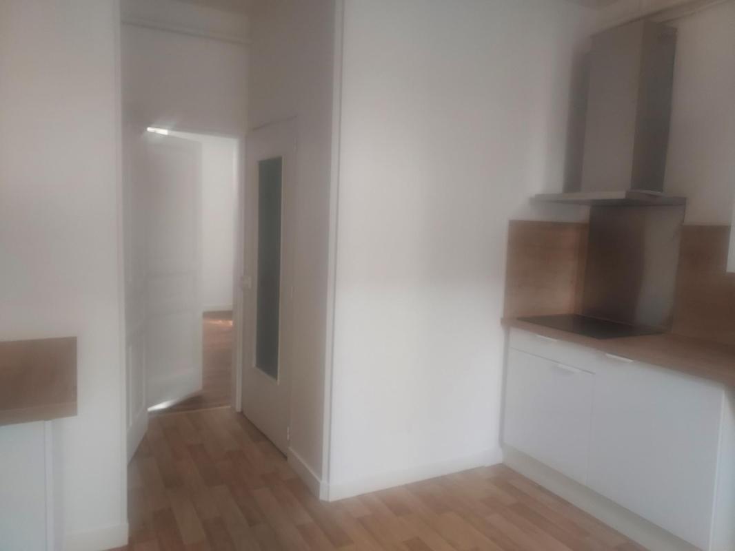 A LOUER APPARTEMENT T1 de 25 m² – Quartier Marceau - Photo 2