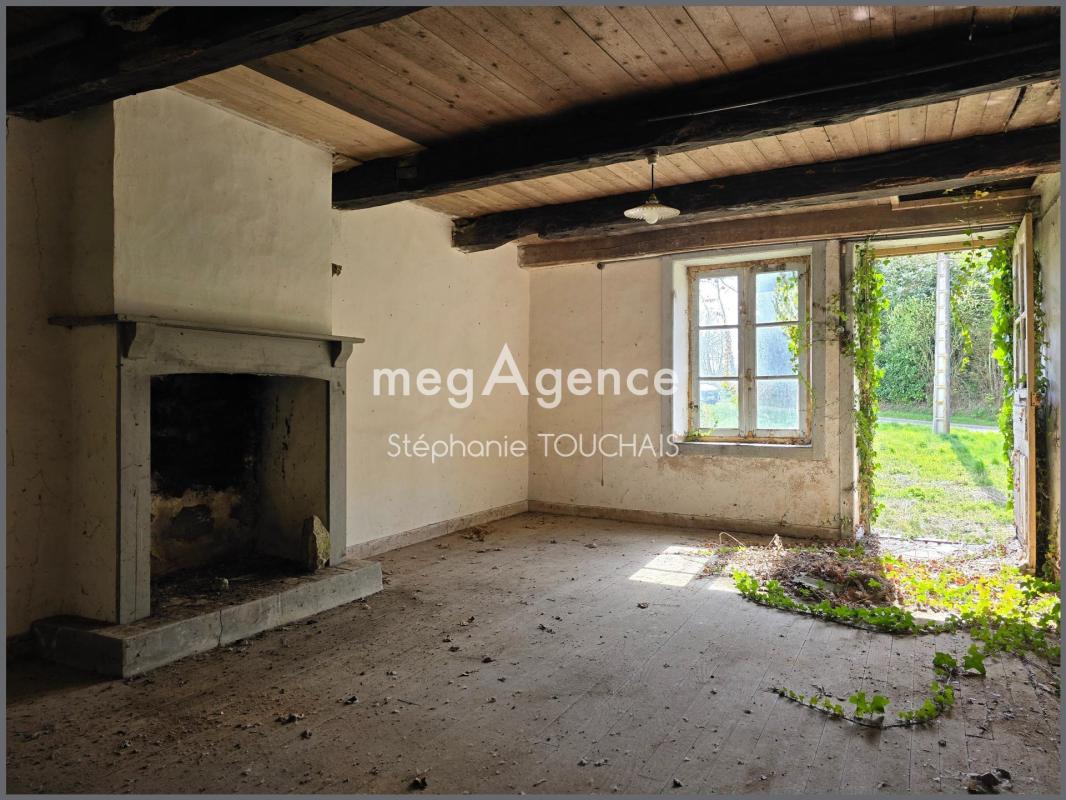 Longère à rénover sur 600 m² de terrain - Photo 4