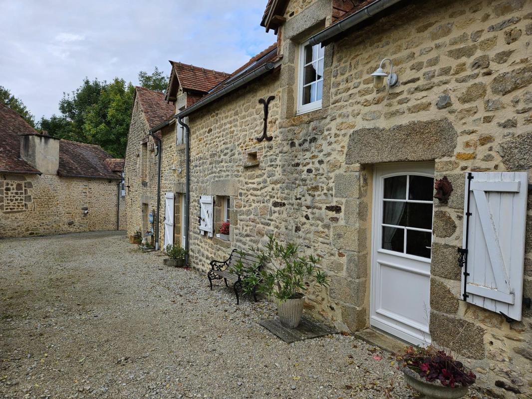 Maison + Gîte - Photo 2