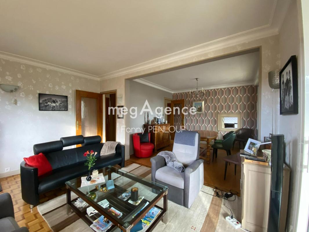 AVRANCHES : Maison 139 m² avec 5 chambres - jardin et garage - Photo 4