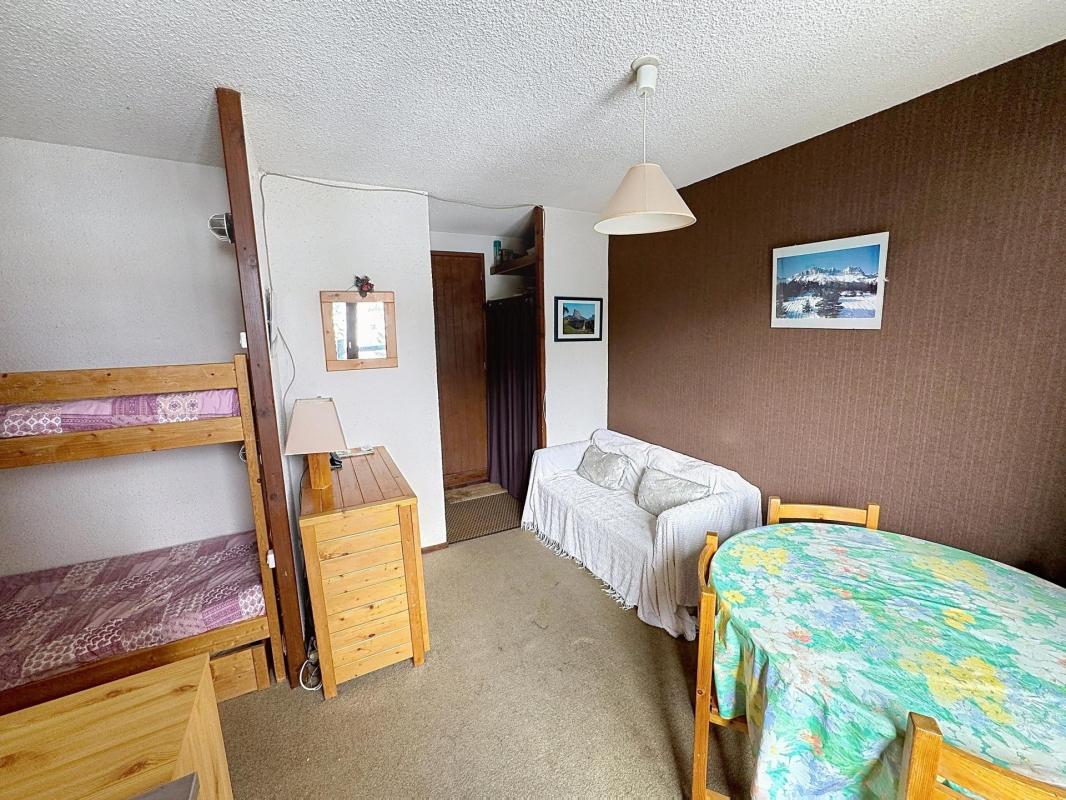 Studio avec une chambre fermée - Photo 4