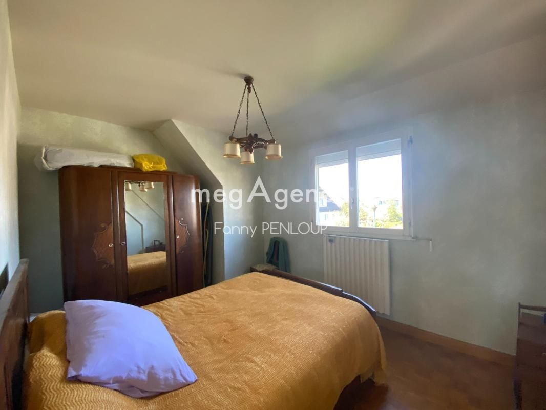 LE VAL SAINT-PERE : Maison 3 chambres avec jardin et garage - Photo 4