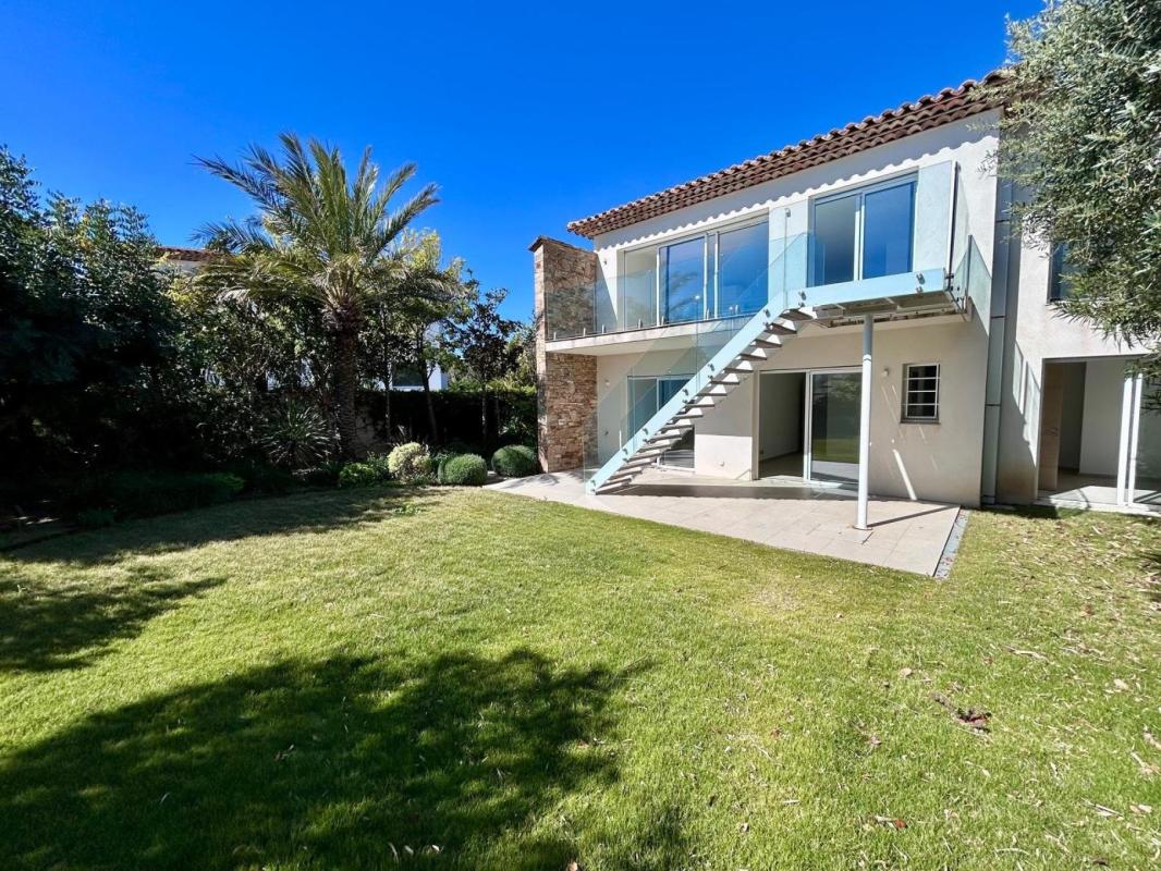 A VENDRE : Villa T5 150m² NEUVE VUE MER - CAVALAIRE-SUR-MER - Photo 2