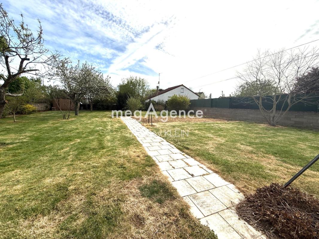 Maison sur sous-sol avec jardin à Véron - Photo 2