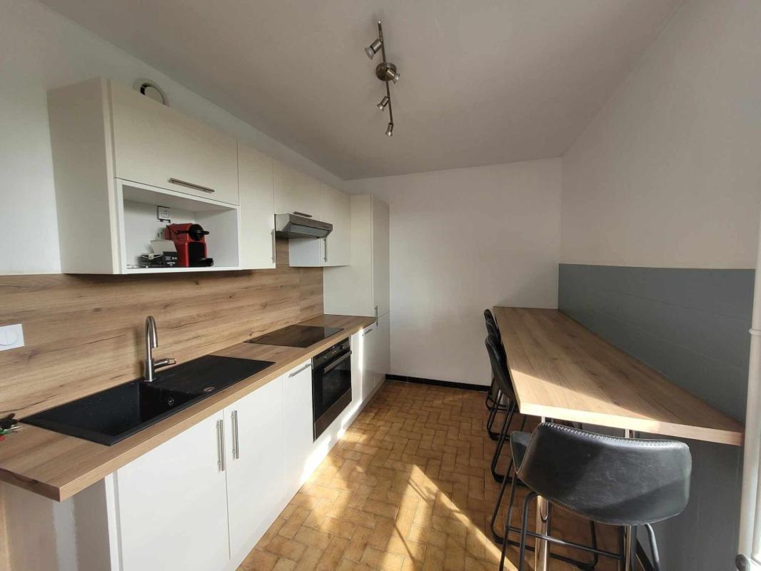Appartement à louer, 3 pièces, 65 m², La Ricamarie