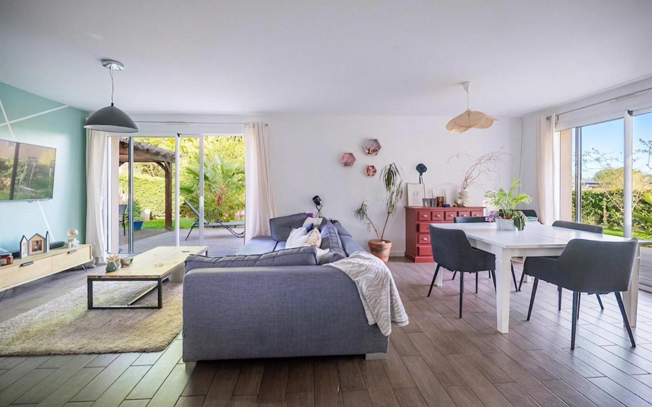 Maison familiale sur un terrain de 1000 m² - Photo 4