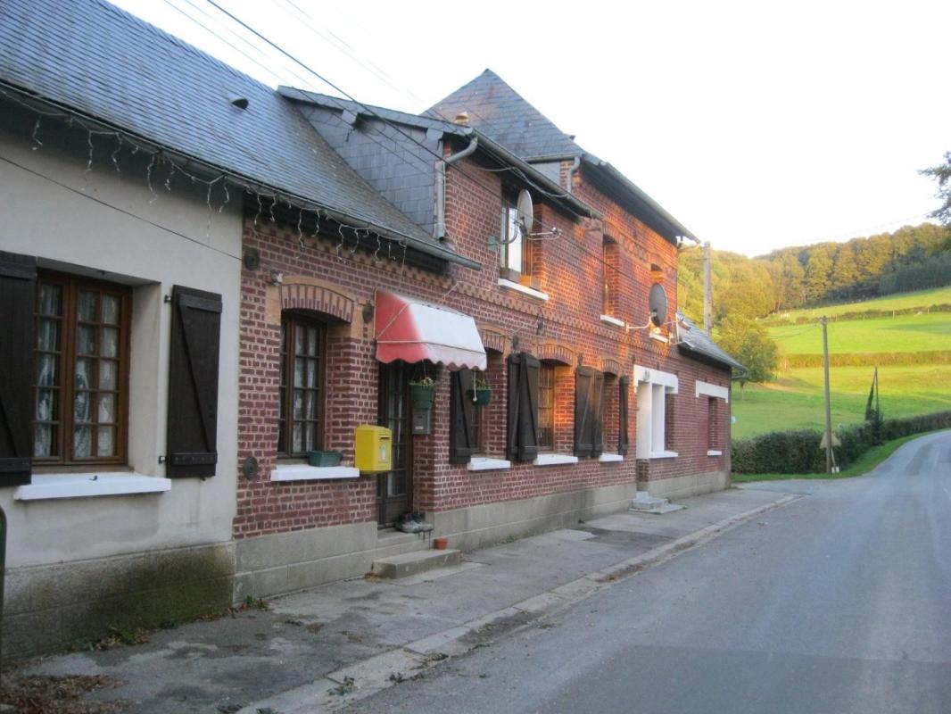 Aumale :  Investisseurs, Immeuble composé de 2 appart, 4 studios - Photo 2