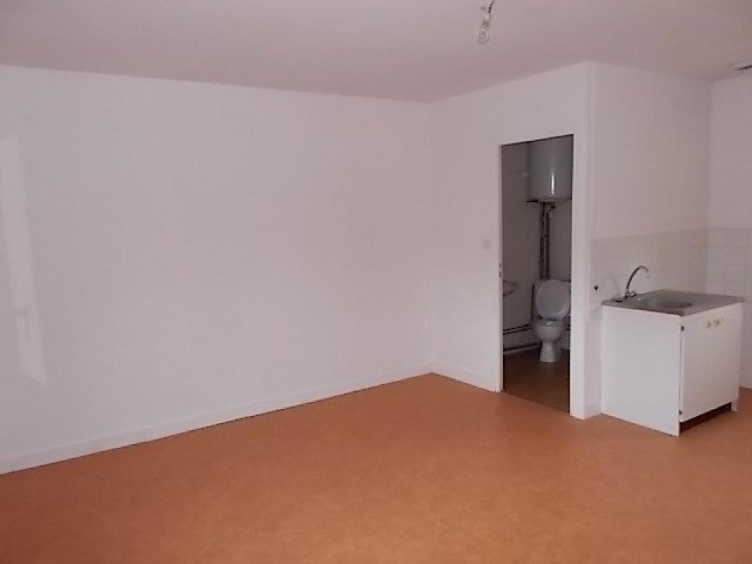Aumale :  Investisseurs, Immeuble composé de 2 appart, 4 studios - Photo 3