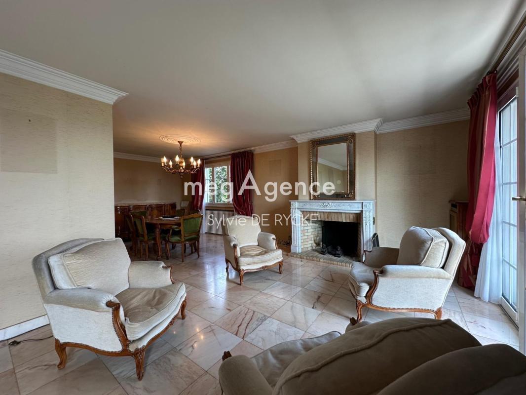 Propriété sur sous sol total et 1037m2 de terrain clos - Photo 3