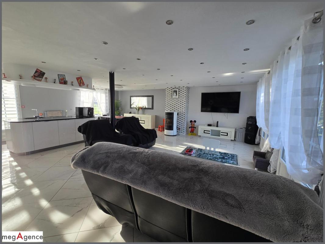 Maison 237 m² , 8 pièces avec logement indépendant – Terrain 3 000 m² - Photo 4